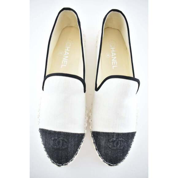 Chanel 19C White Black Fabric CC Logo Cap Toe Moccasin Ballet Loafer Flat 41 - Picture 5 of 8